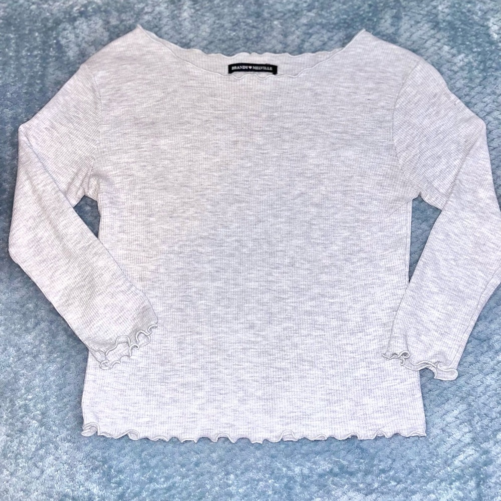 Brandy Melville light gray crop top